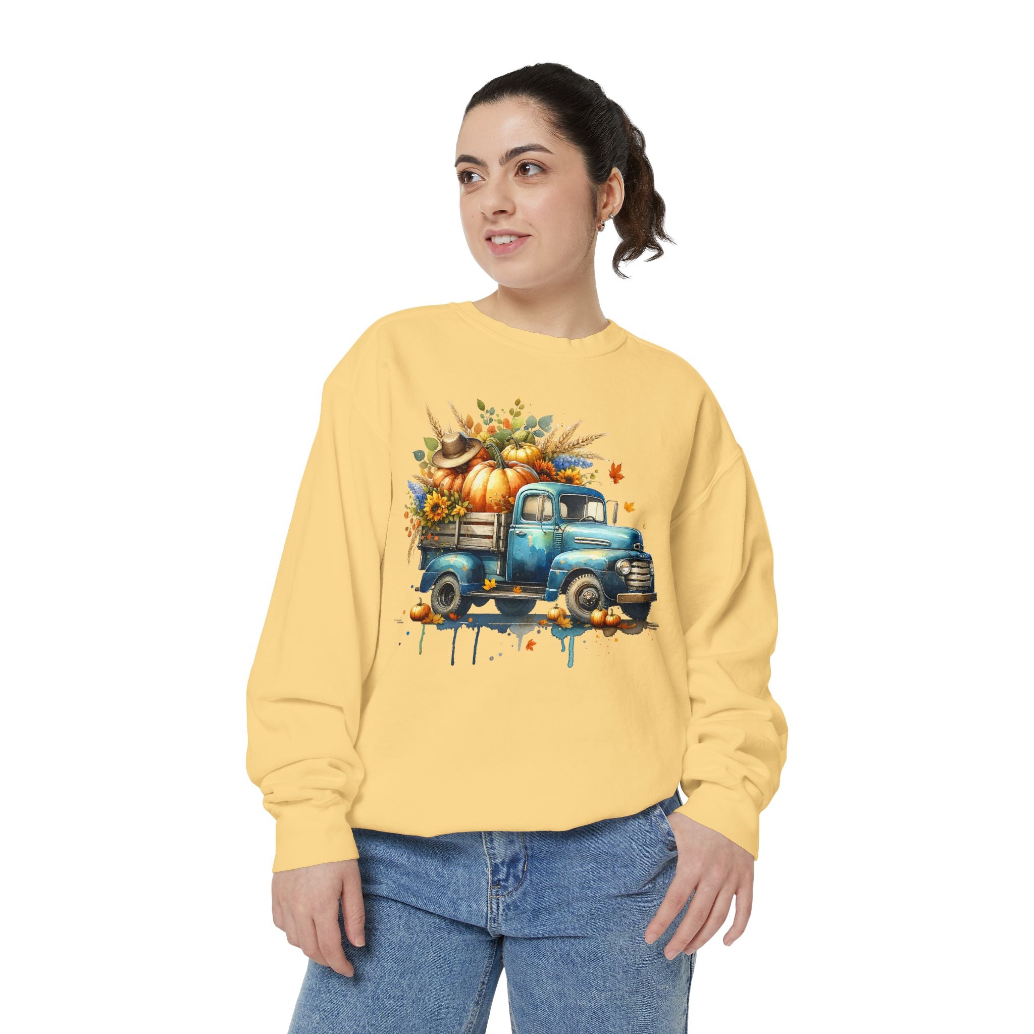 Fall Vintage Truck Sweatshirt – Pumpkin Harvest Graphic Crewneck