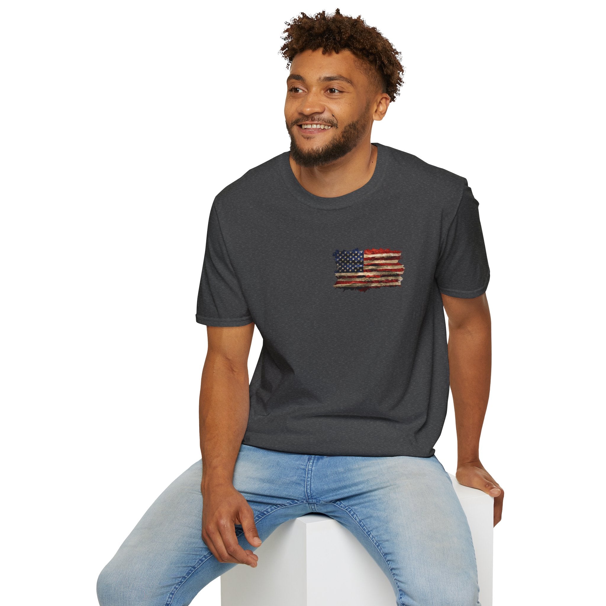 Distressed American Flag T-Shirt — Vintage USA Patriotic Tee