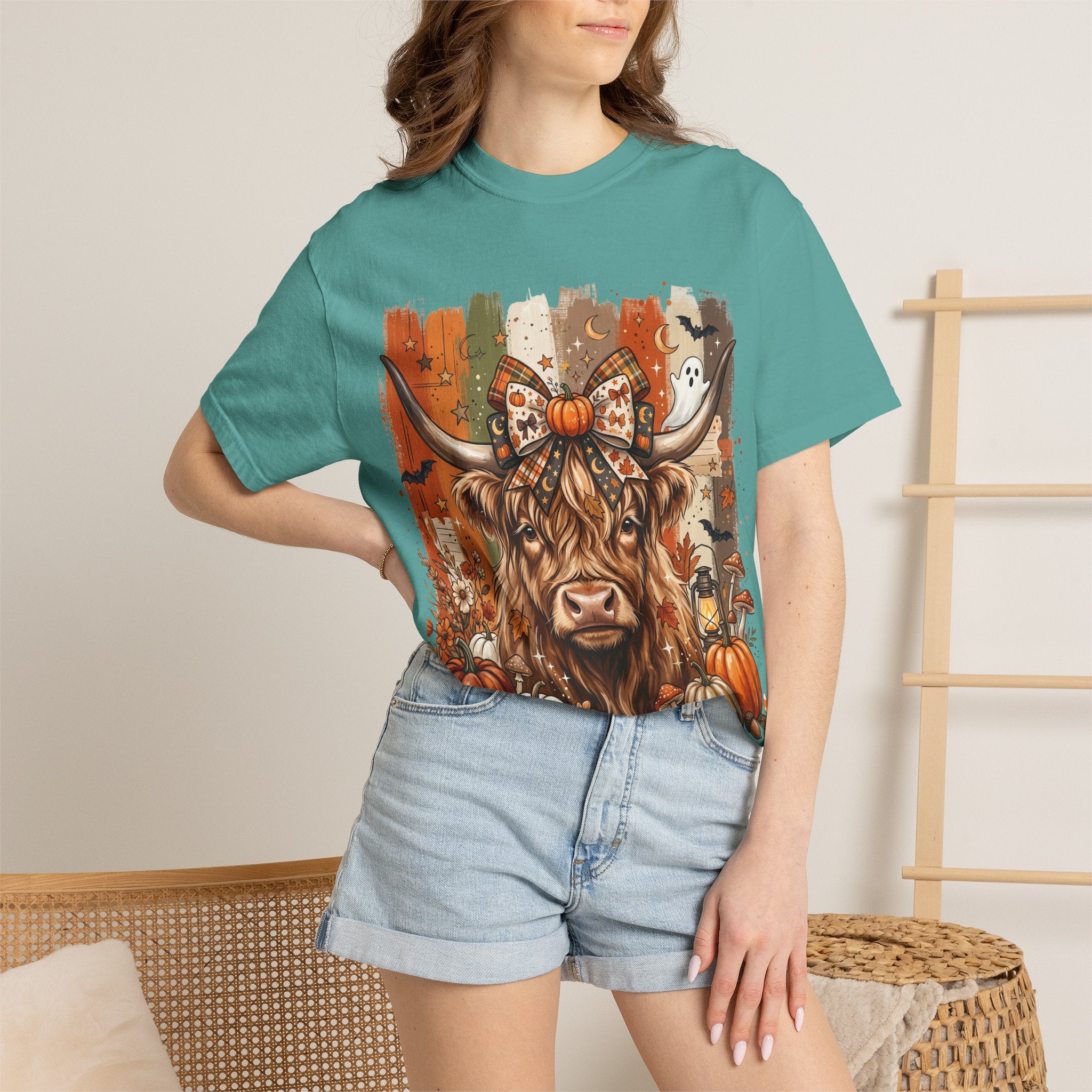 Highland Cow Halloween Pumpkin T-Shirt