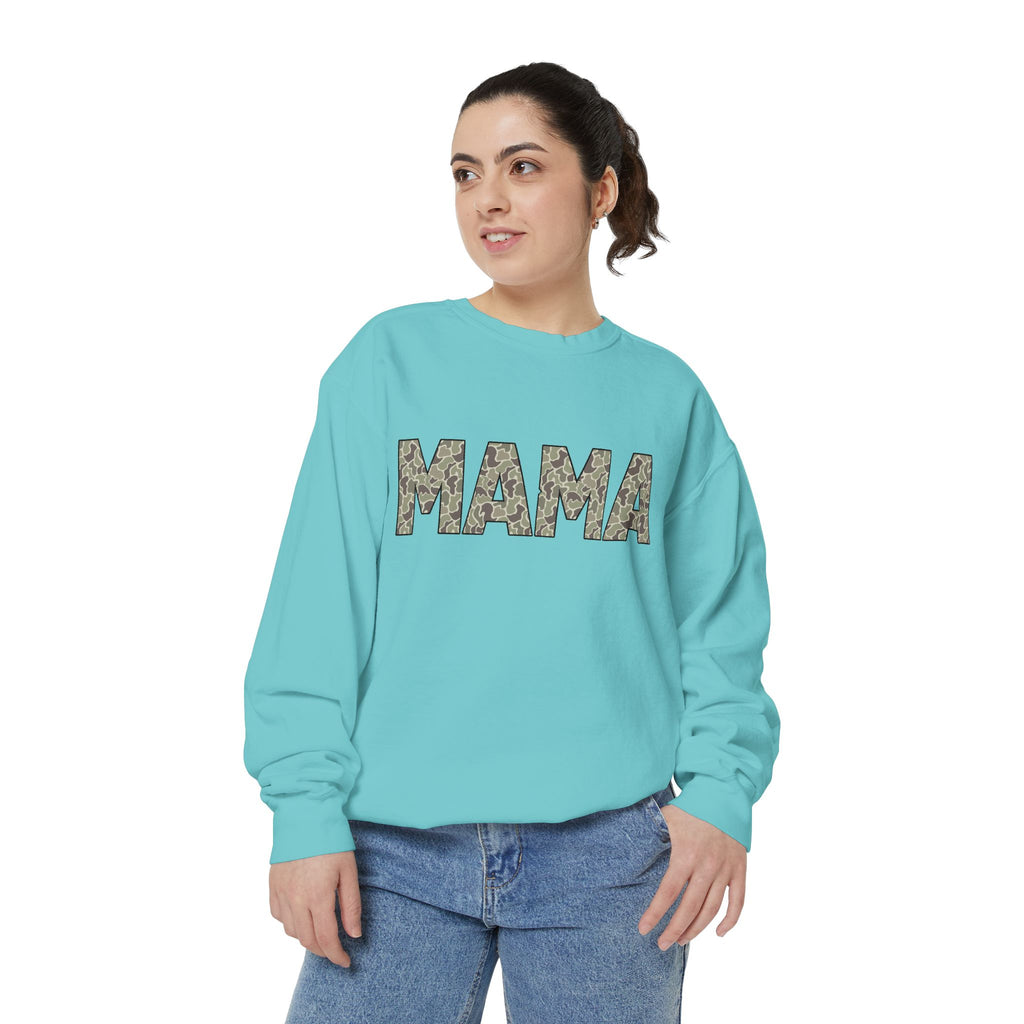 Mama Camo Sweatshirt — Cozy Mom Crewneck with Floral Pattern "MAMA"