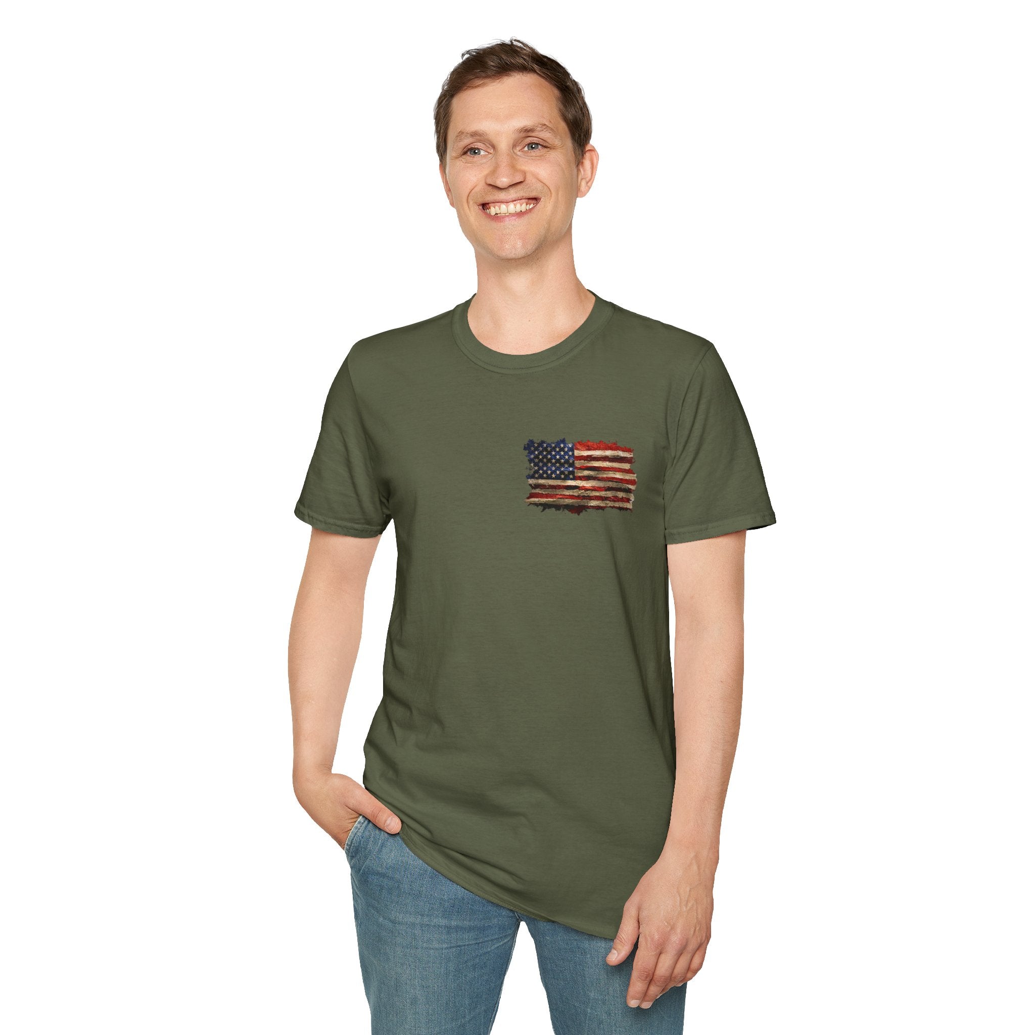 Distressed American Flag T-Shirt — Vintage USA Patriotic Tee